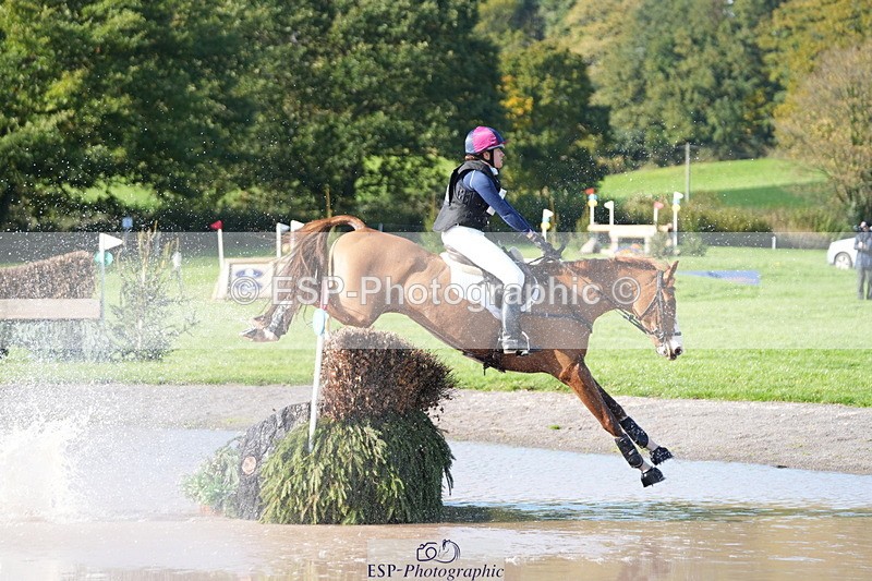 251024A-130019-10916 - B-151-Miranda.Staveley