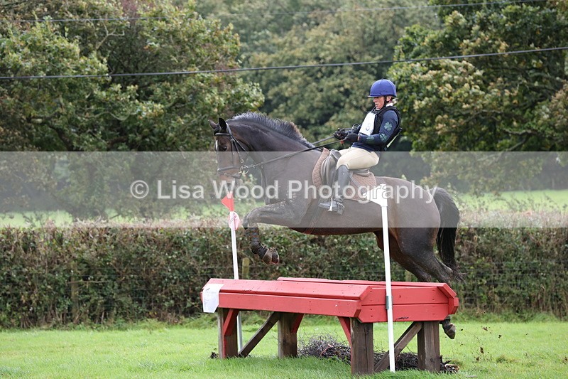 1X9A1965 - Class 6: 90cm + Red Table