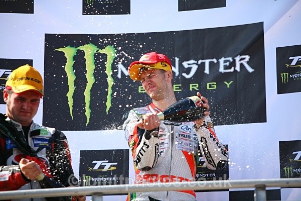  - Supersport Race 2 - TT 2010