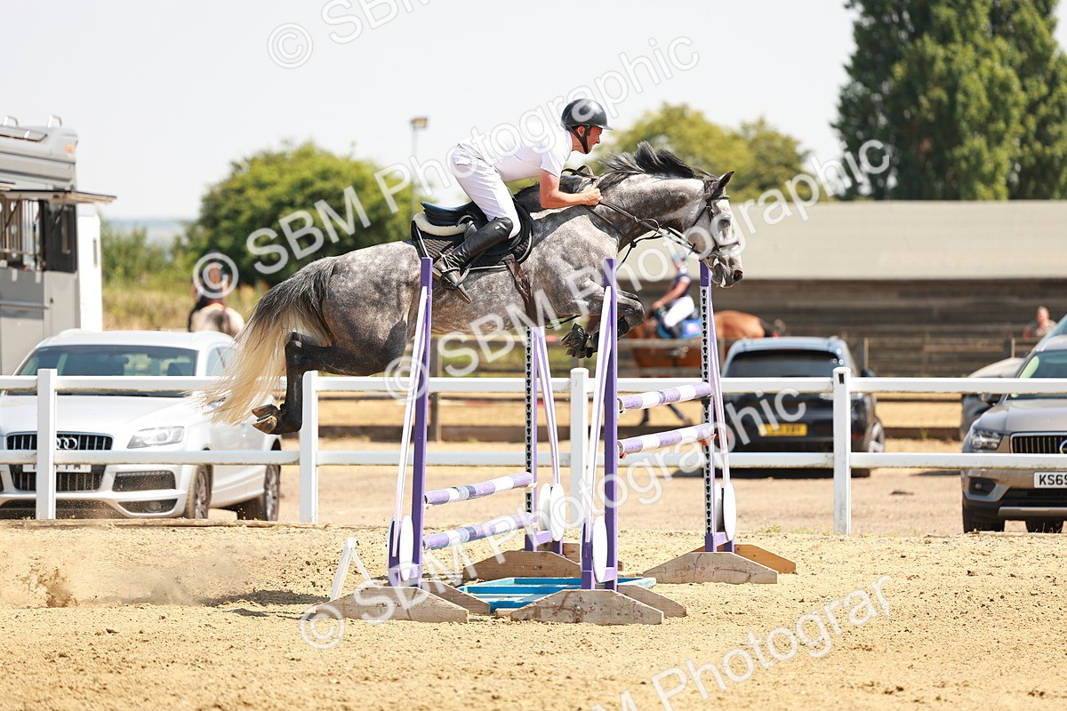 SBM_002067 - Class 5 - Senior Foxhunter - 1.20m