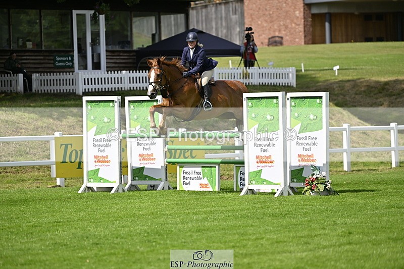 250613A-104446-00557 - Cls 1 Snr Newcomers and 1.10m Open