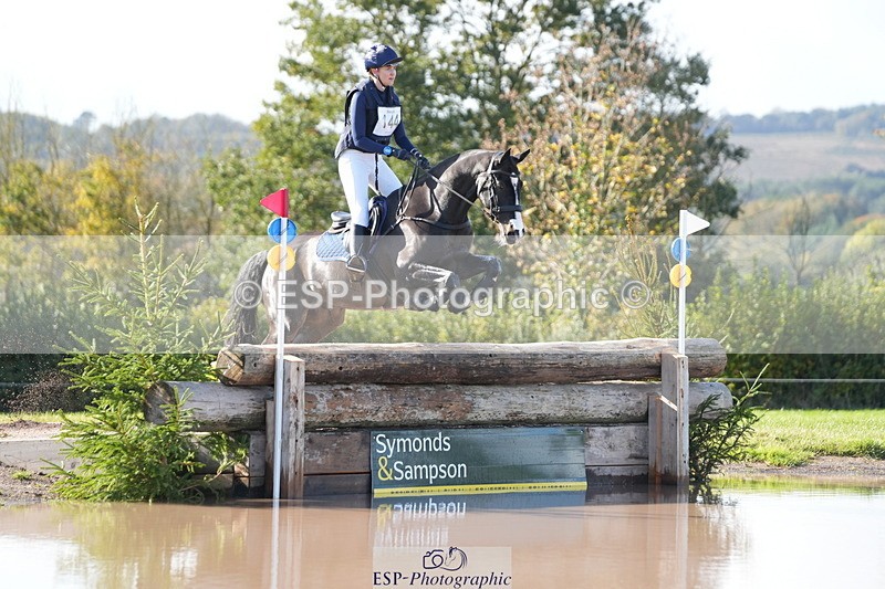 251024A-125413-10850 - B-144-Annabel.Carthy