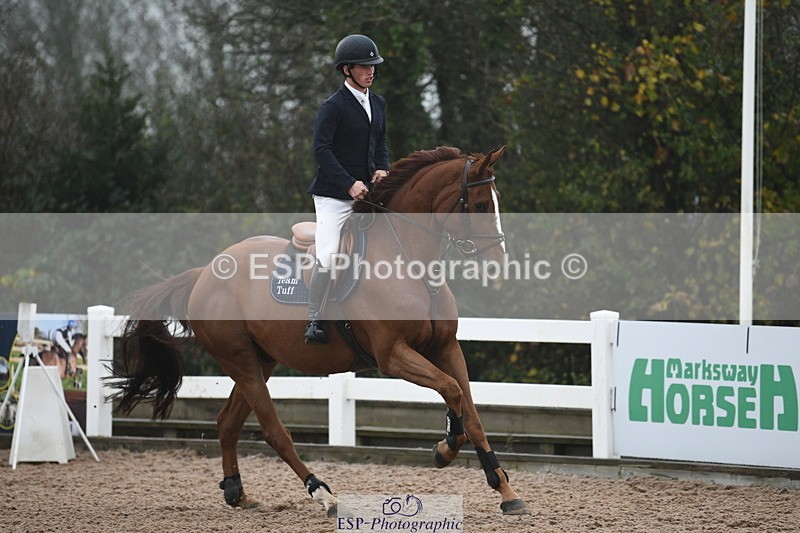 241103A-103945-07530 - SUN Cls 21 Snr Newcomers and 1.10m Open