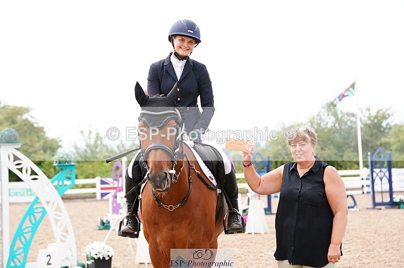 240803A-142730-08494 - Cls 38 1.05m Amateur Qualifier