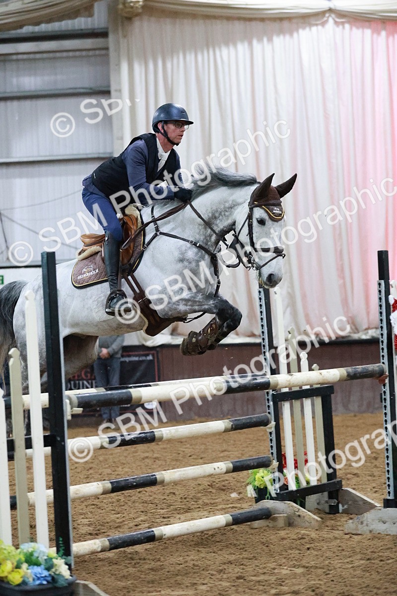 SBM_001376 - Class 5 - Senior Foxhunter 1.20m