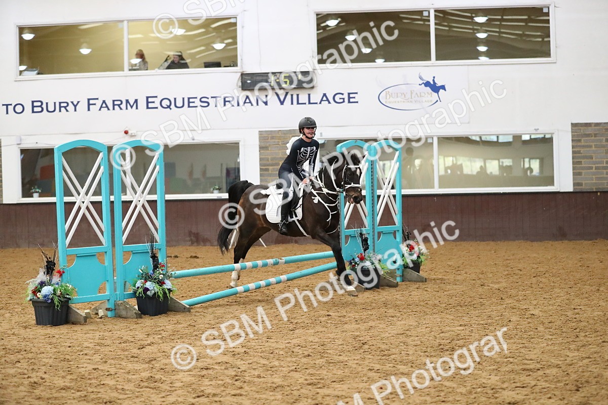 SBM_001251 - Class 3 - Horse & Hound