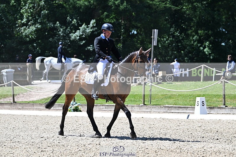 250522A-120611-03625 - C-207-Simon.Grieve-BEST.TRICK