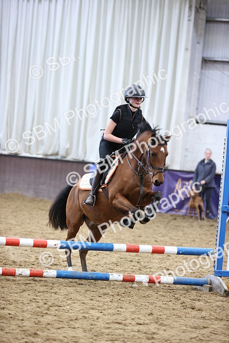SBM_001278 - Class 3 - Horse & Hound 60cm