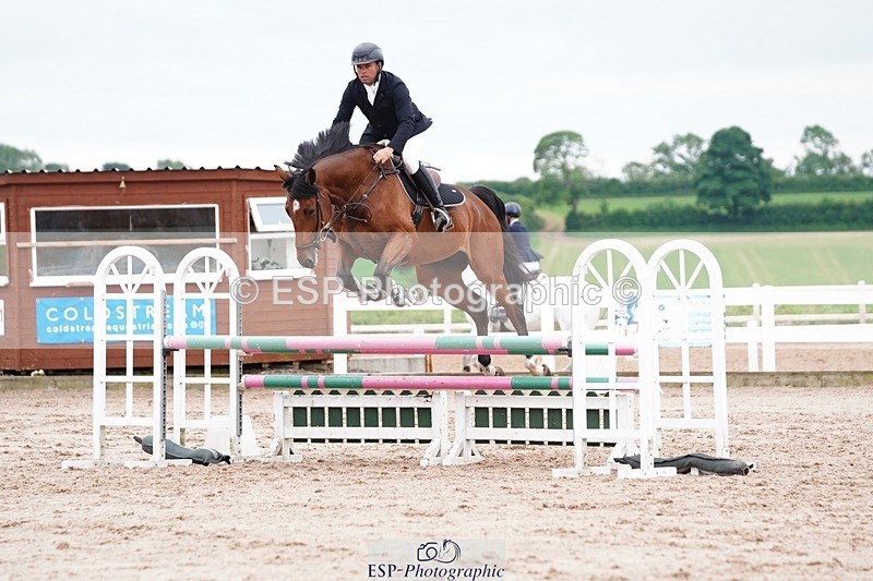 250524-113618-06407 - Cls 21 A&B Snr Disco & 1.00m Open