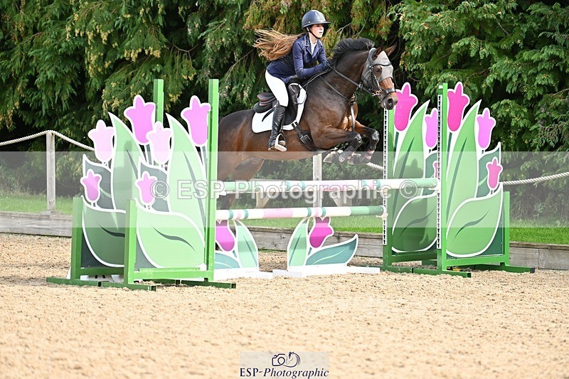 230930-120500-00467 - Cls 4 Pony Newcomers & 1m Open