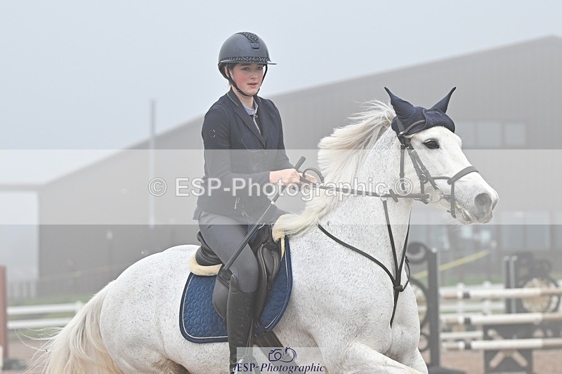 251115-123912-01035 - Cls 10 Pony Foxhunter and 1.10m Open