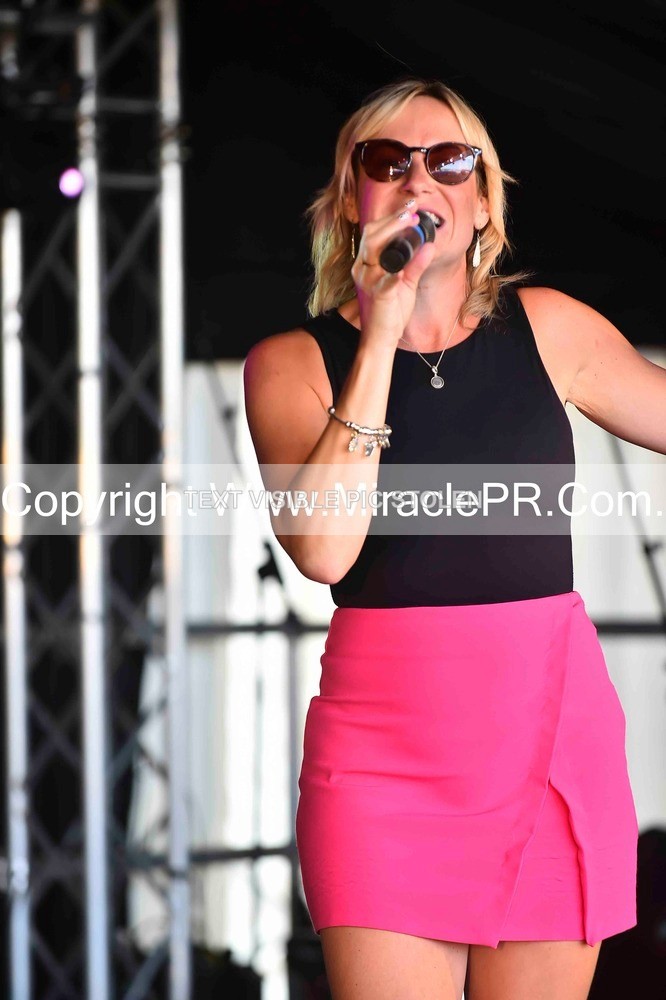 SH4_0707 - Lisa Winwood