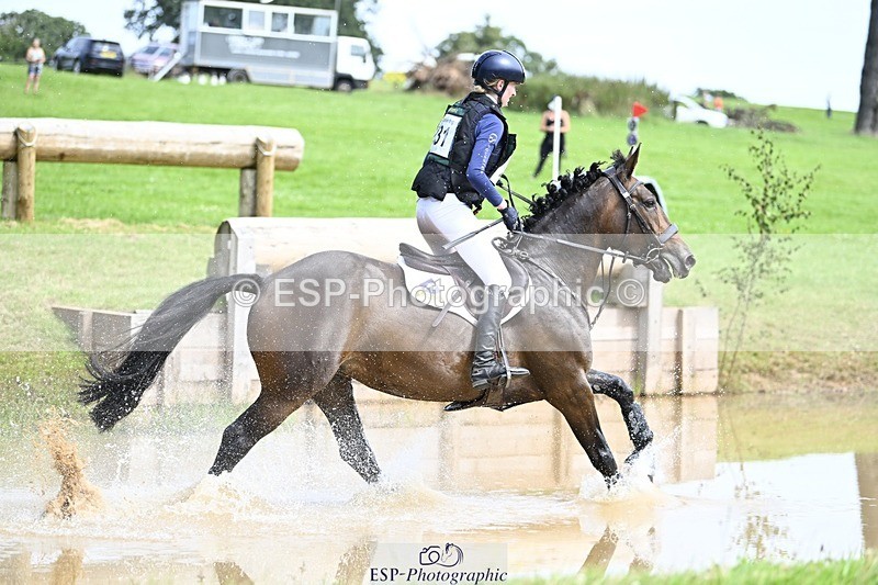 240803-150144-08386 - 231-Abi_Stuart-DUKES_VISION