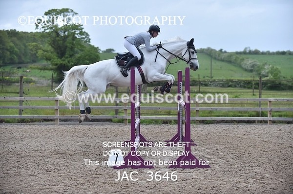 JAC_3646 - CLASS 8 Senior Newcomers/ 1.10m Open
