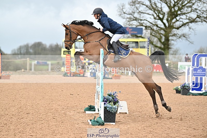 240315A-123027-00943 - Cls 3 Snr Foxhunter