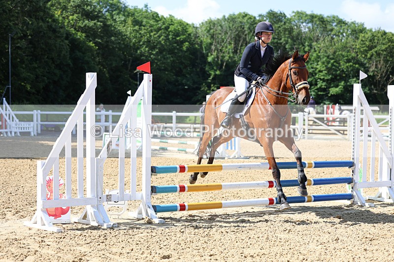 3E7A2575 - Class 2: 70cm Juniors and Seniors