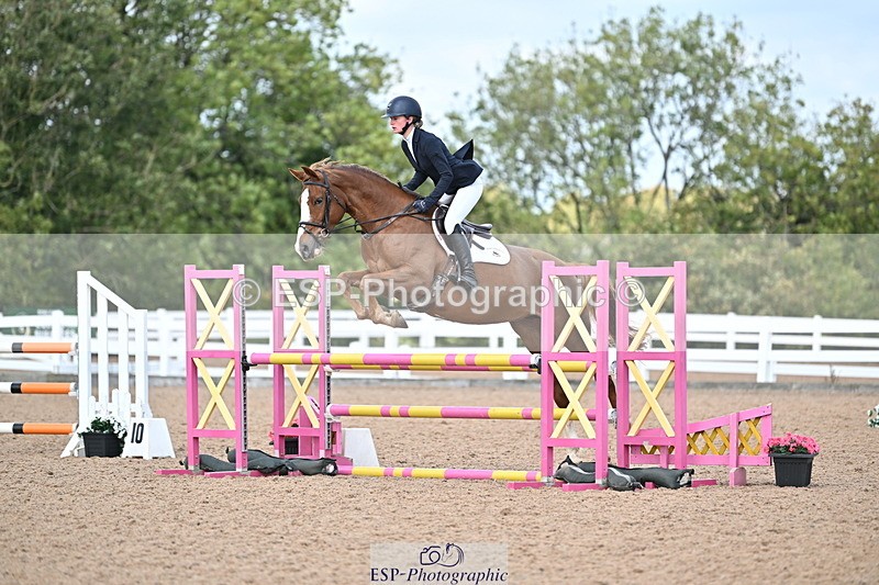 241005A-114919-03573 - SAT Cls 17 95cm Amateur Quali