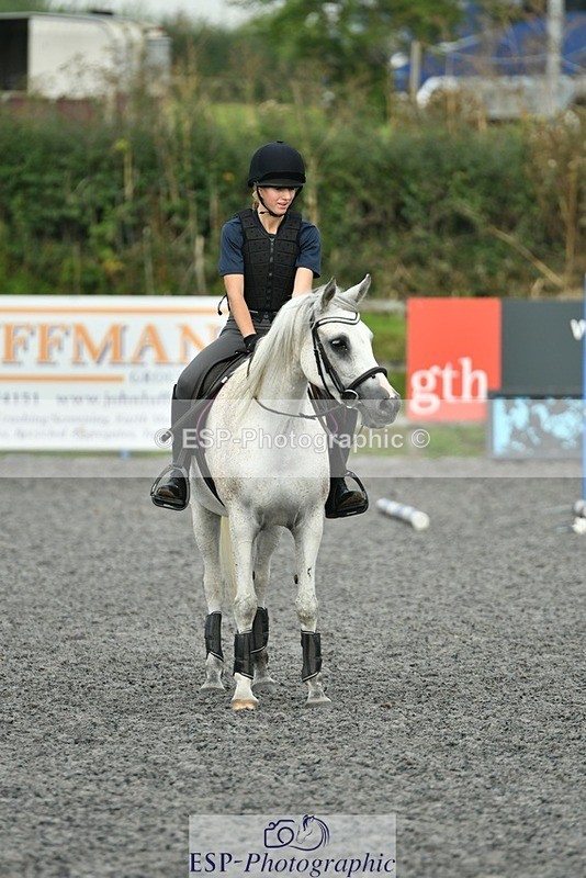 230817-092439-00173 - Theo's 1st Group - Arena