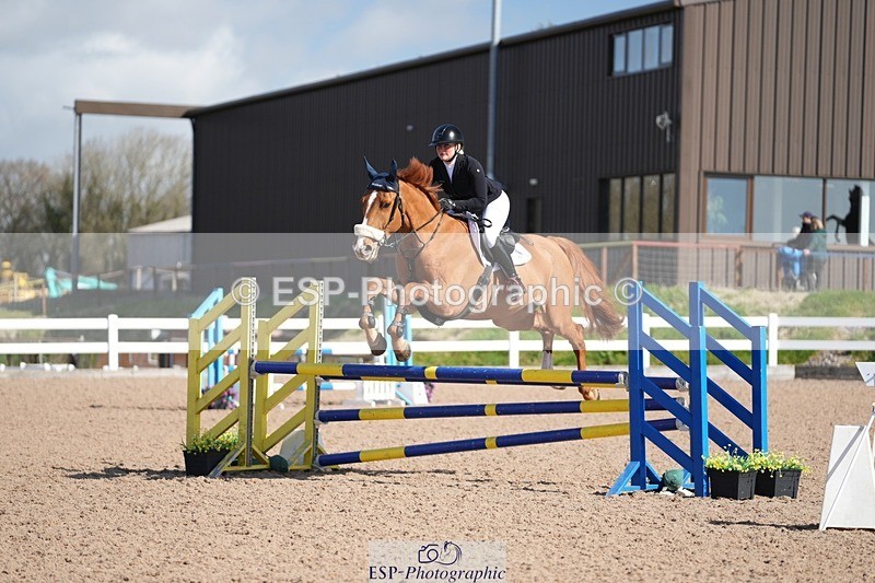 250329-102150-03604 - Cls 20 British Novice and 90cm