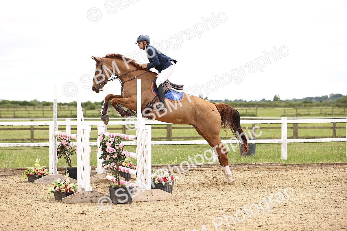 SBM_007743 - Class 19 - Senior Newcomers - 1.10m