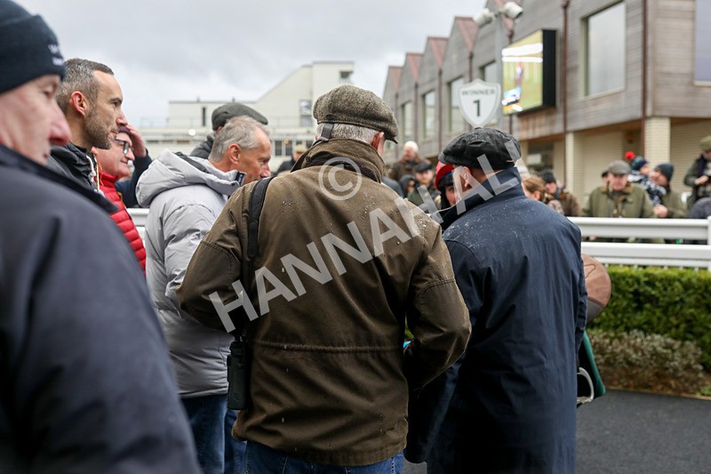 281223-Race 1-Trac-3067 - Race 1