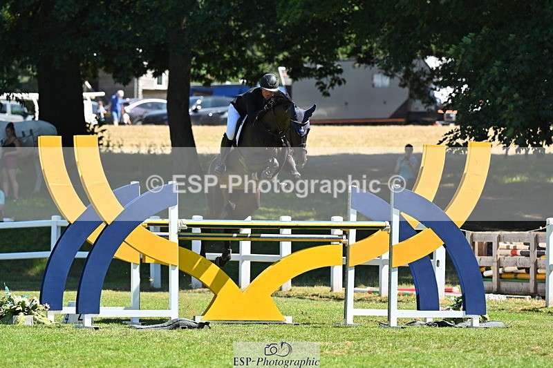 260704A-150257-15675 - Cls 33 Snr Fox Second Round