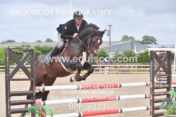 BPP_7111 - CLASS 4 Senior Newcomers/ 1.10m Open