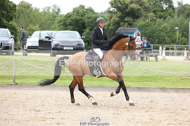 240711-161204-29351 - Cls 124 Foxhunter