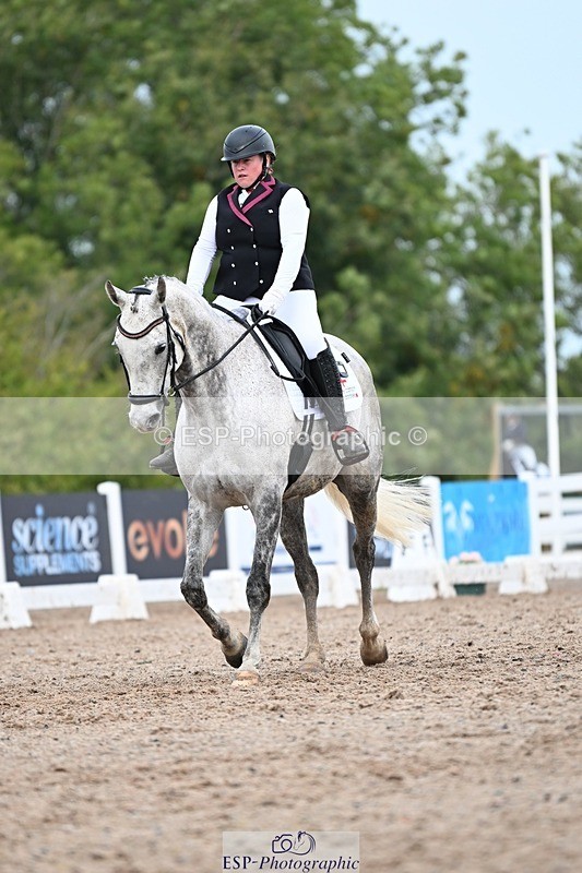 250907-130852-09984 - 071-Emma.ChapmanRoyal.Achiever