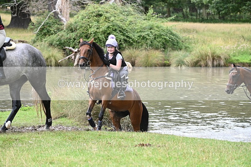 WJ7_3353 - Time at Water 12:15 to 12:50