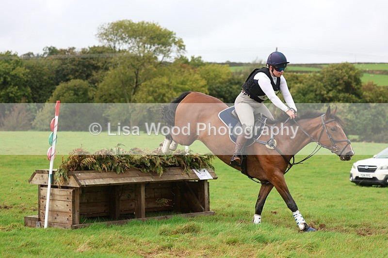 3E7A2141 - Class 6: 90cm +: Box