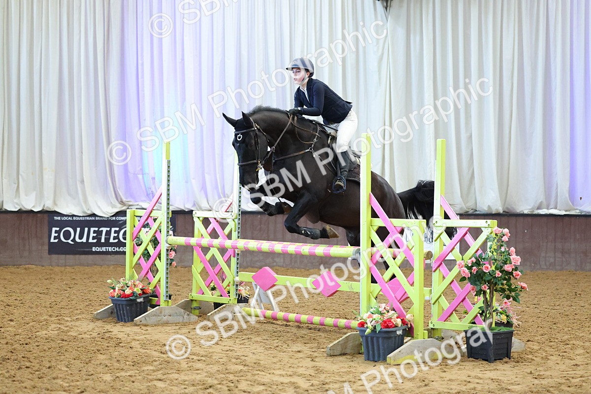 SBM_005620 - Class 22 - Bliss of London Novice Winter Championship Qualifier 90cm