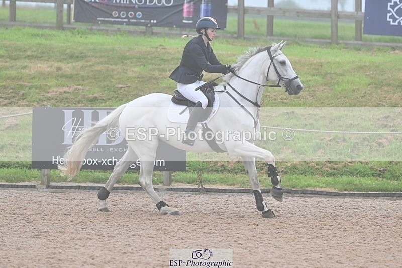 240813-194843-01029 - Classes 7 A&B 90cm