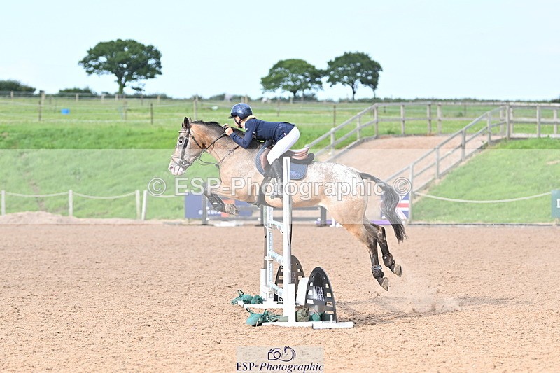 240628A-182834-01817 - Cls 6 Springboard 128cm + 138cm