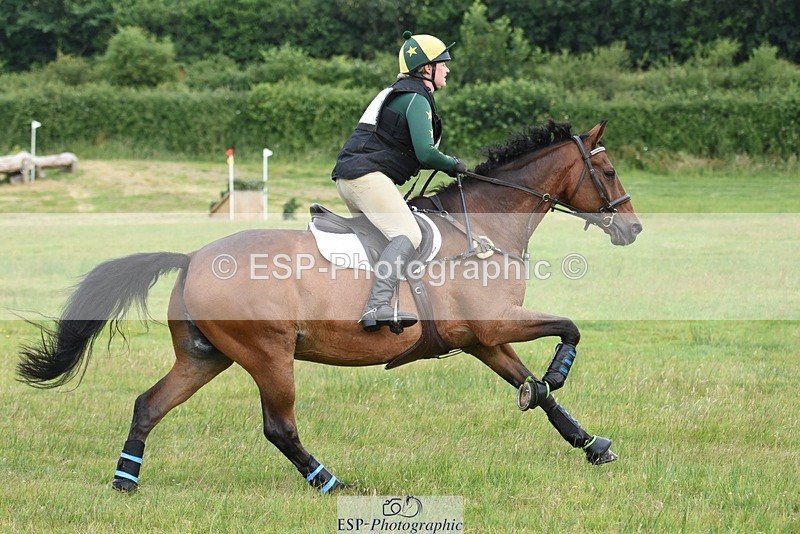 230625-095348-01537 - XC 90cm 9.45 to 11.00