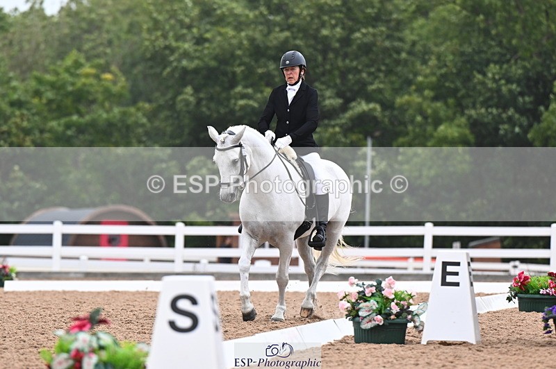 240815A-101710-00054 - 301-Caroline.Royston-Oaklands.Hennessy