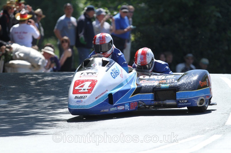 IMG_2490 - Sidecar Race 2 - TT 2013
