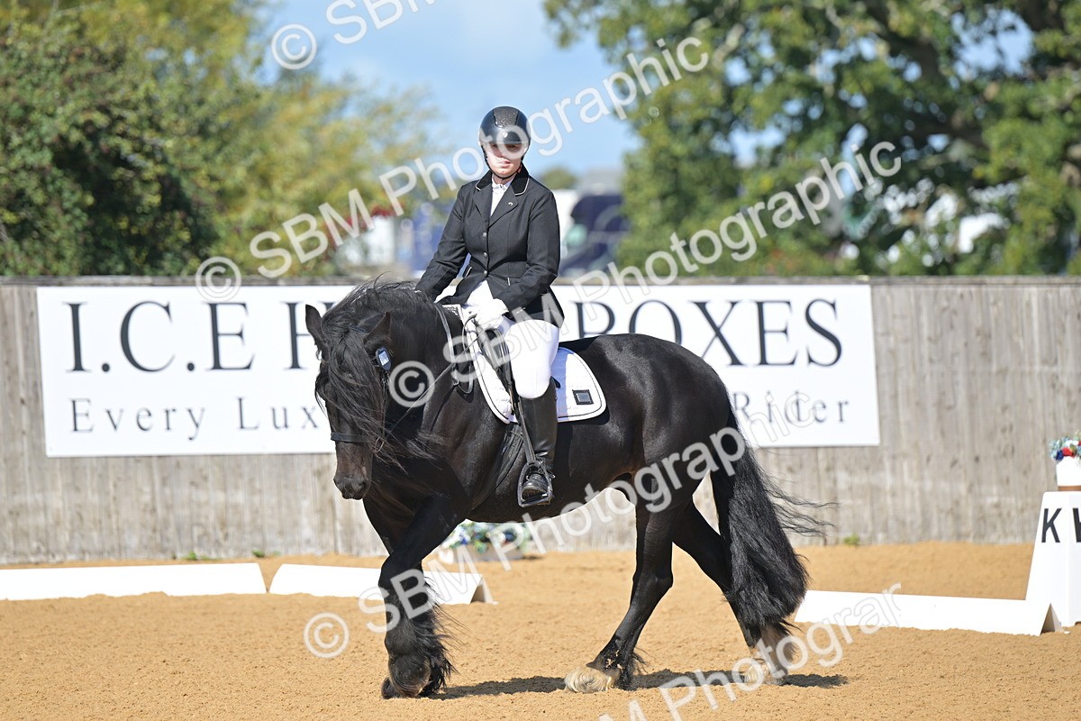 SBM_03981 - D2 - Small Tour Championship Intro 2