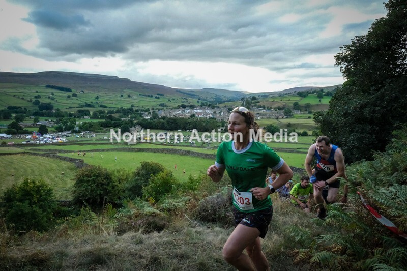 DSCF5109 - Reeth Fell race seniors