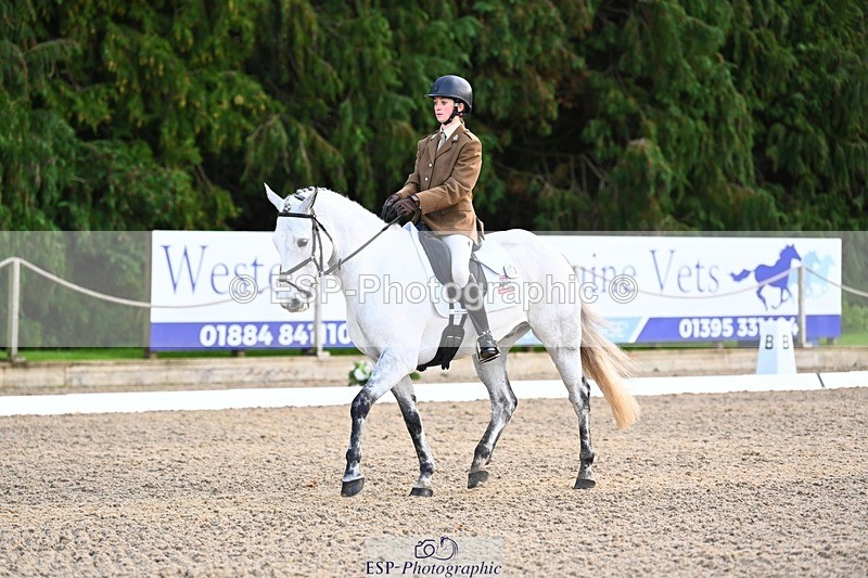 231021-143934-18754 - 254-WESTERN.OCALA-Charlotte.Keers-DR