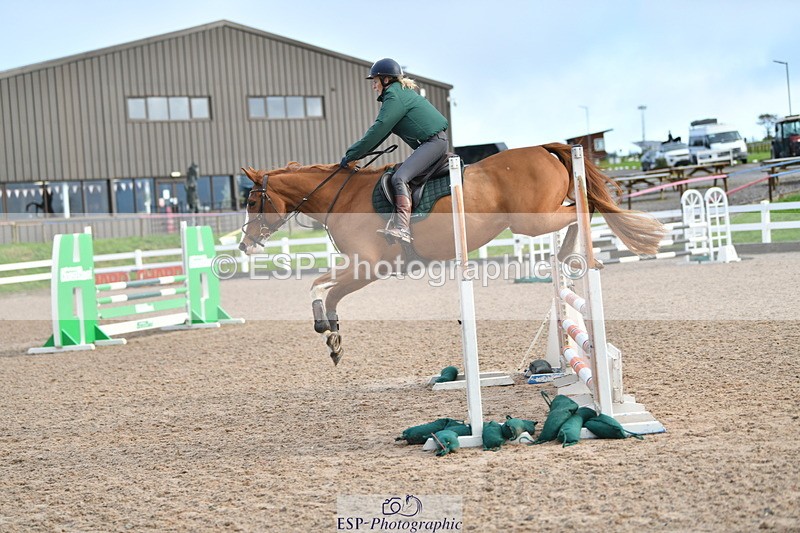 231110A-105221-00160 - Cls 2 British Novice & 90cm Open