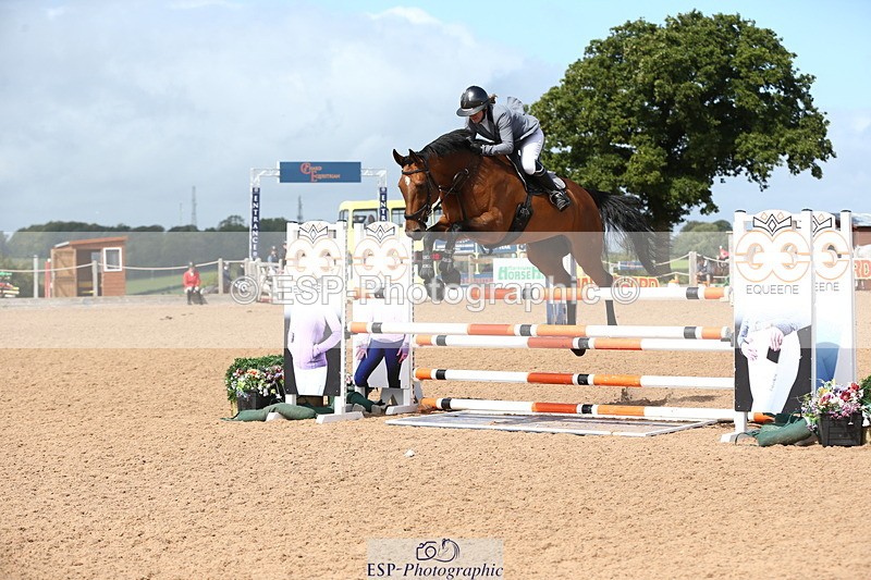 230812A-122841-08952 - Cls 32 Foxhunter