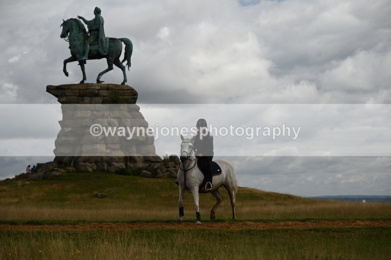 DSC_4157 - Time at Statue 09:50 to 11:09