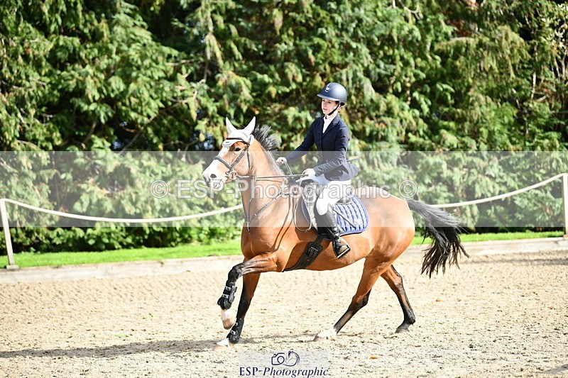 251004A-145309-01562 - Classes 8 & 9 70cm