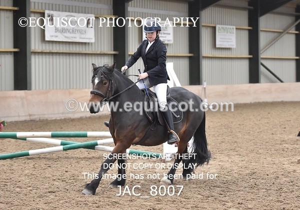 JAC_8007 - CLASS 4 NOVICE 50CM