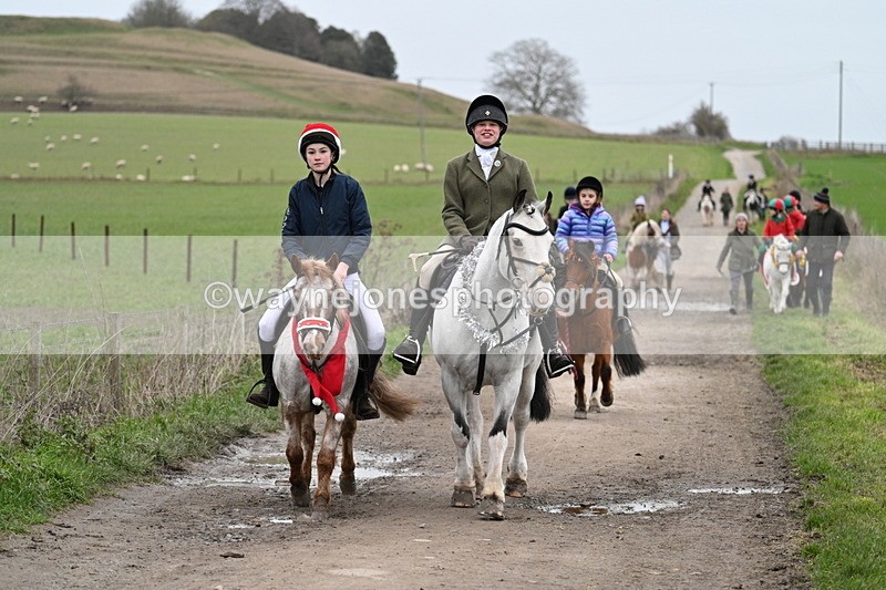 WJ7_1302 - Walk Home