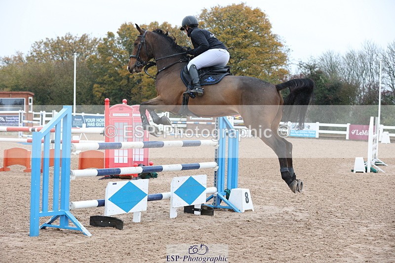 231112A-132706-04469 - Cls 20 Newcomers & 1.10m Open