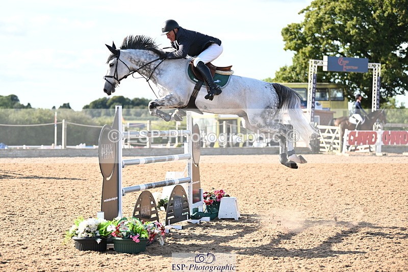 240913A-162600-05245 - Cls 18 National 1.40m Open