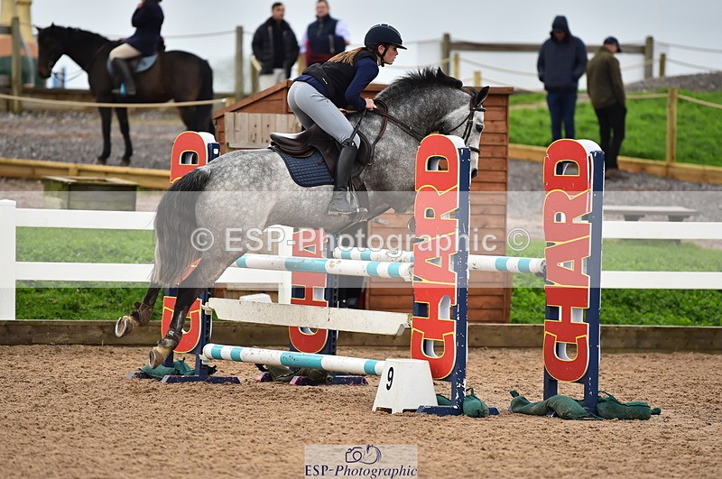 231028A-130222-01561 - Cls 4 Newcomers & 1m Open