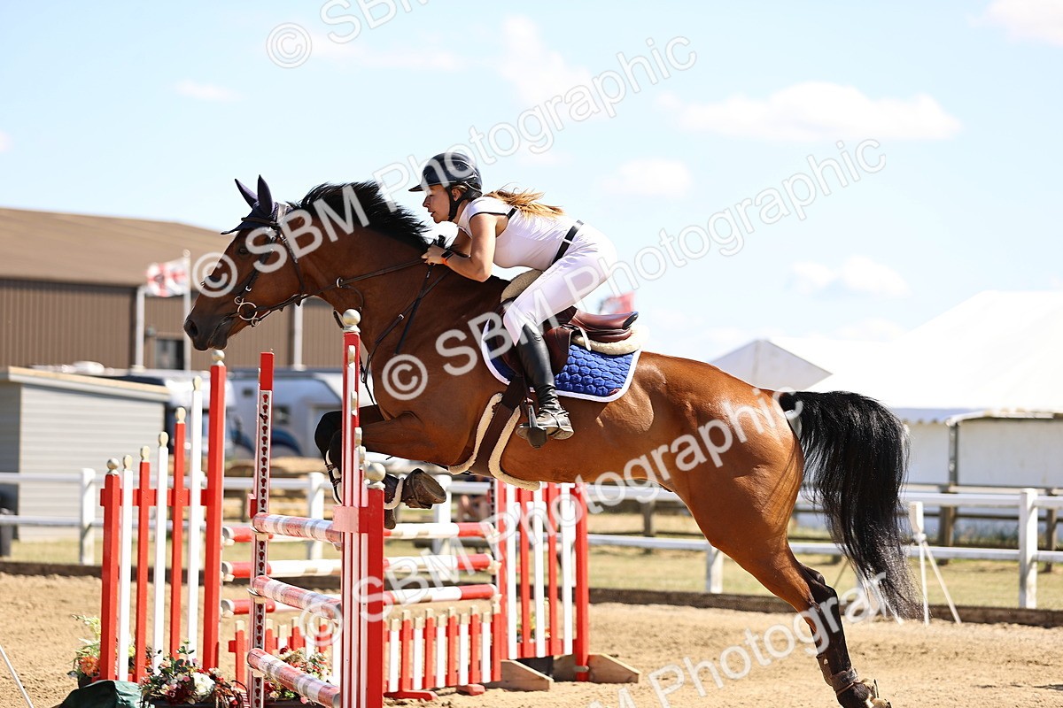SBM_015304 - Class 16 - Senior foxhunter - 1.20m Open